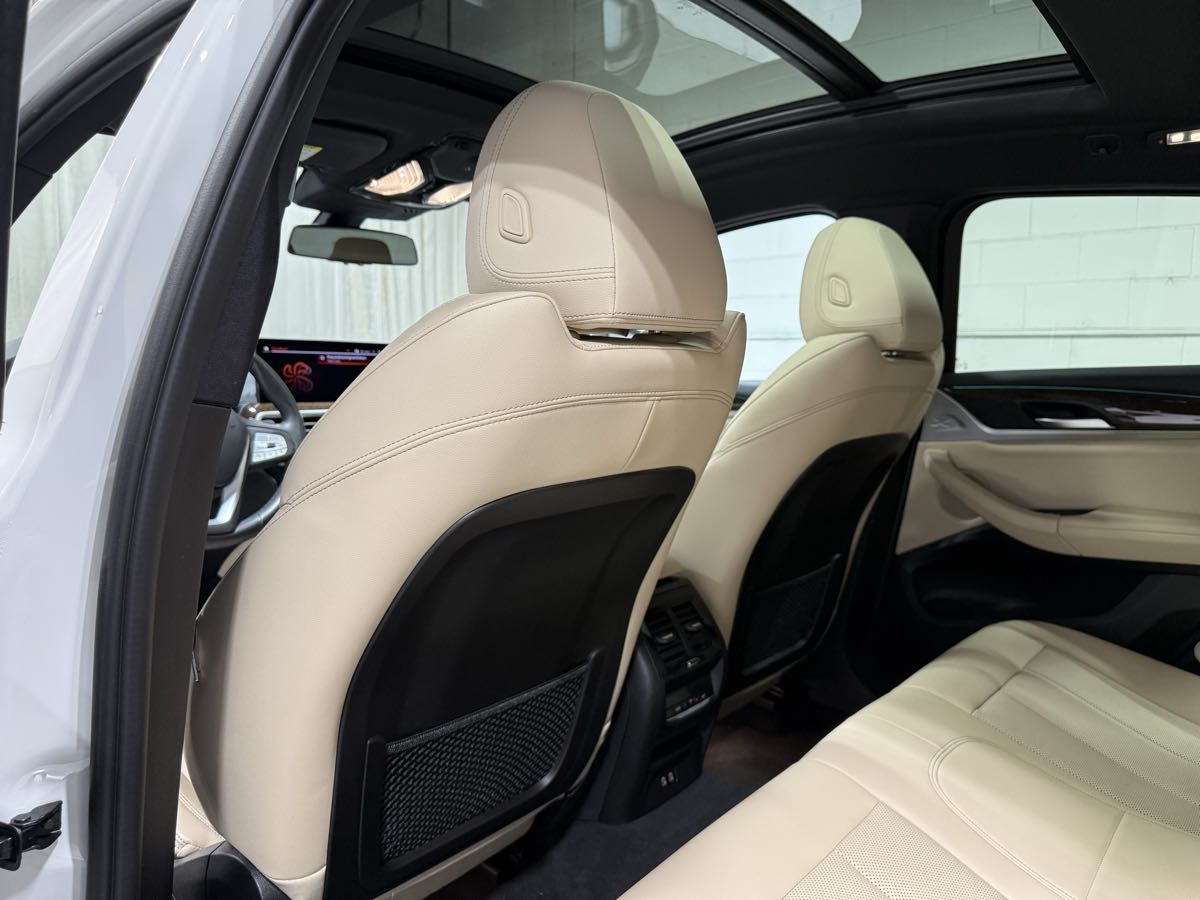 2023 BMW X4 30i - Photo 15