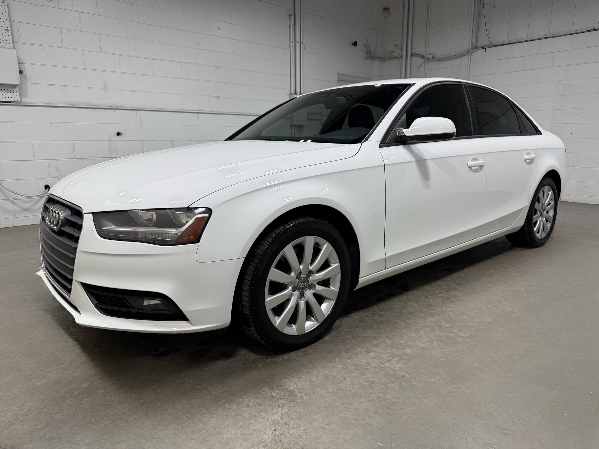 2014 Audi A4 2.0T quattro tiptronic Premium's photo