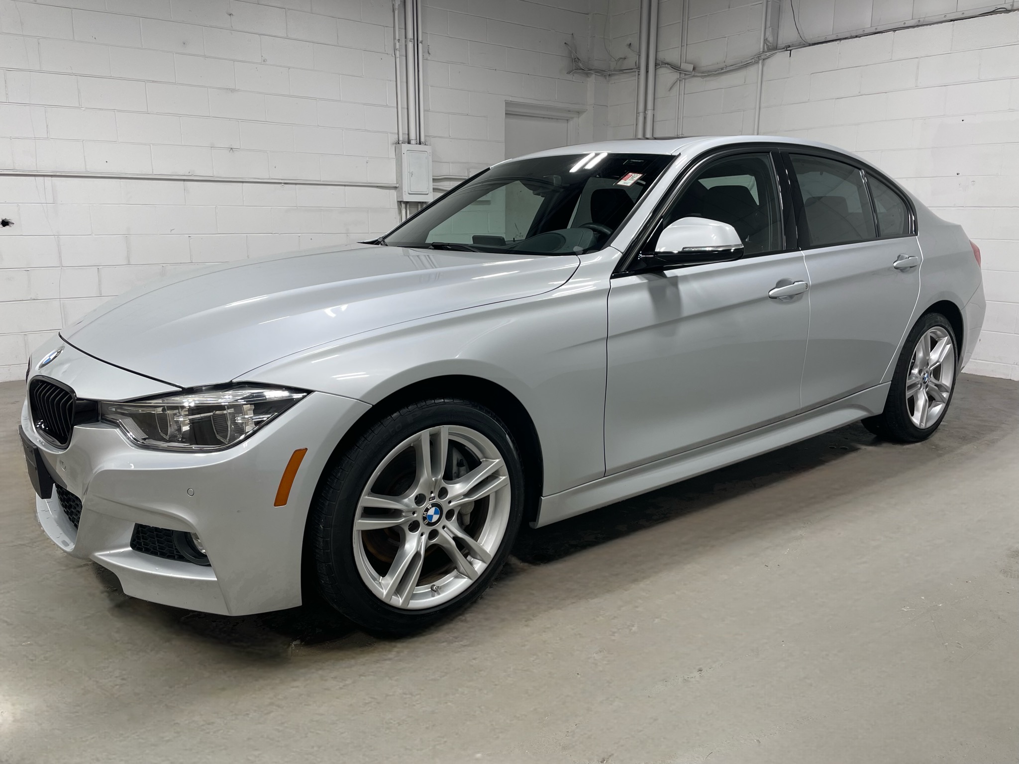 Glacier Silver Metallic 2018 BMW 3 Series Sedan All-Wheel Drive Automatic