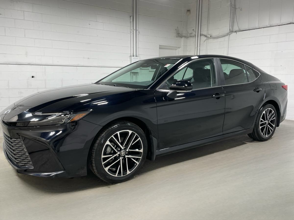2026 Toyota Camry XLE AWD 46MPG, Pano Roof, 598 miles per tank