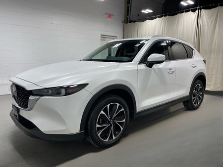 2023 Mazda CX-5 2.5 S Premium Package  ONLY 21k MILES!