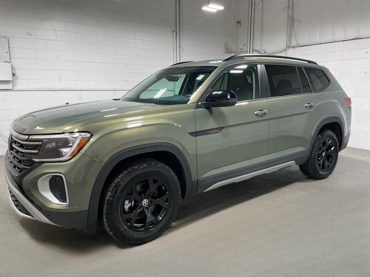 2026 Volkswagen Atlas 2.0T Peak Edition