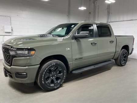 2026 Ram 1500 HEMI V8 BLACK EDITION in Canyon Lake Green