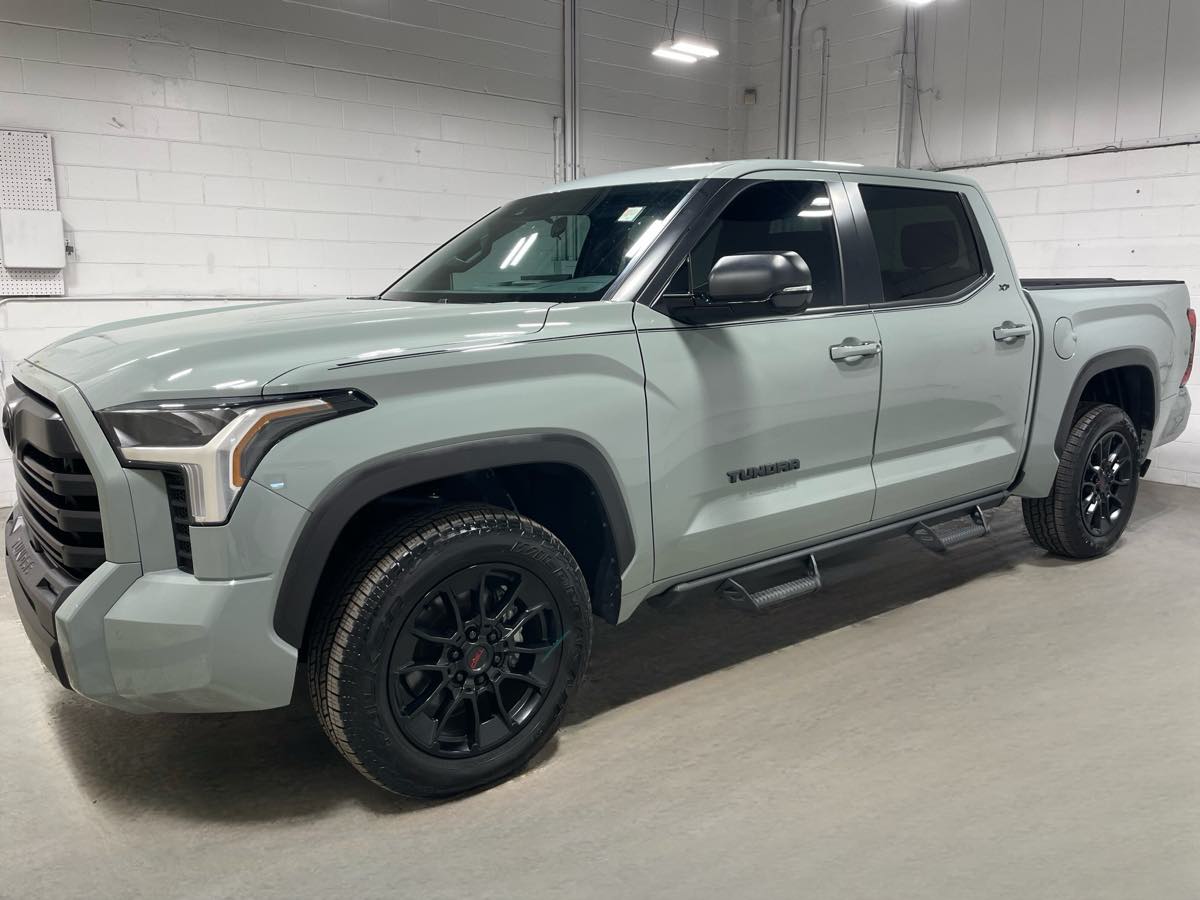 2025 Toyota Tundra 4WD SR5 PREMIUM w/ XP Sport Pack MSRP $64,523