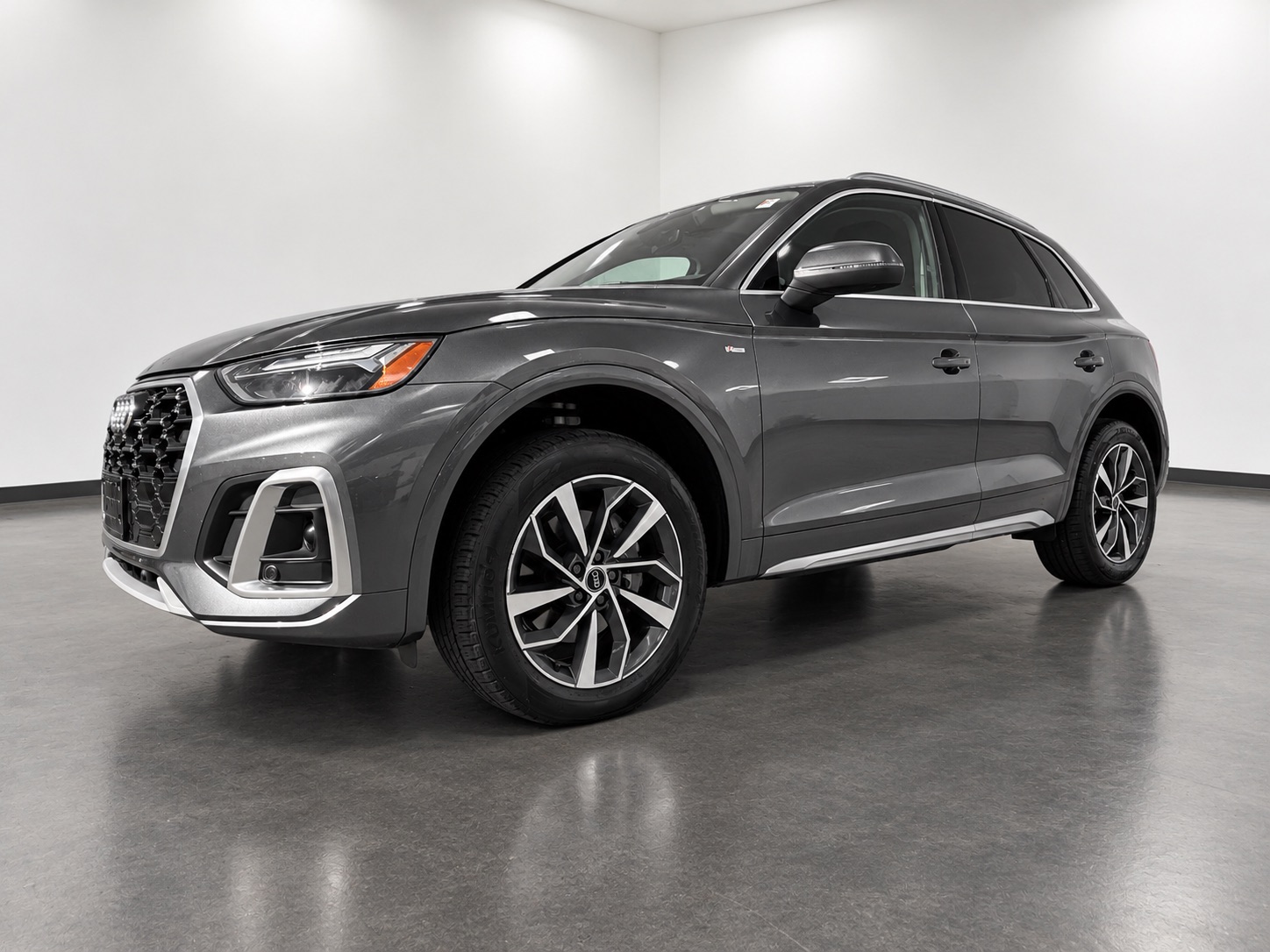 2023 Audi Q5 S line Premium Plus