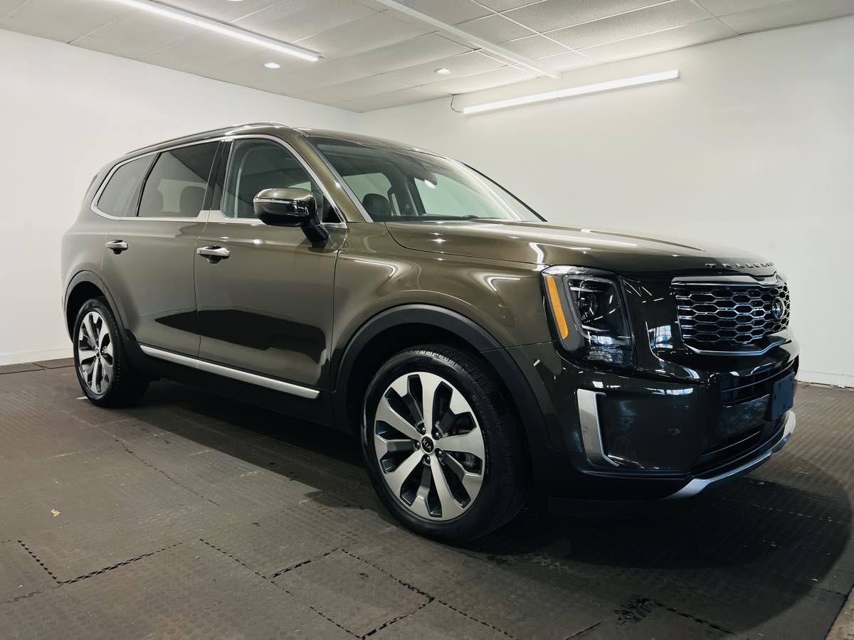 2020 Kia Telluride S S 2nd Row Captains Chairs