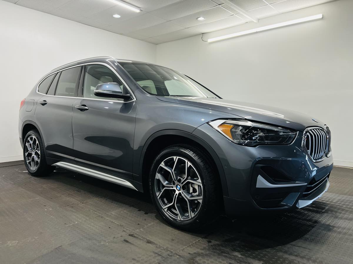 2021 BMW X1 xDrive28i   WIRELESS CHARGING