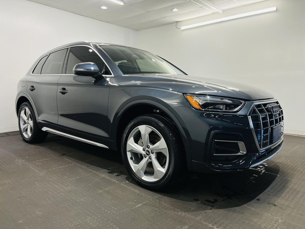 2021 Audi Q5 Premium Plus  20 inch wheels, Bang & Olufsen