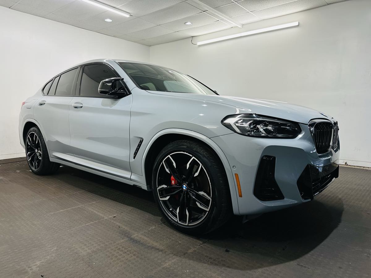 2022 BMW X4 M40i  Driver Assistance Pro Plus, 21 inch M wheels