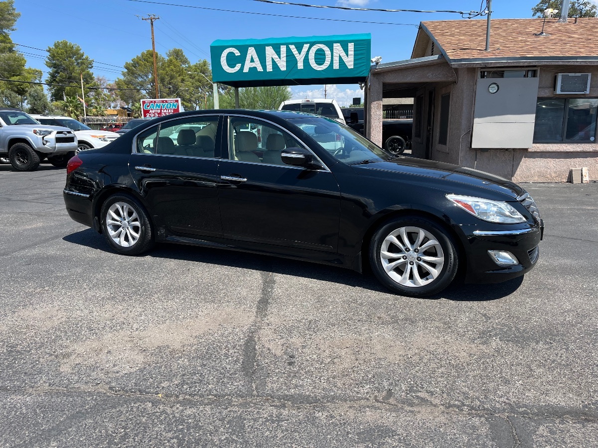 2013 Hyundai Genesis Premium 3.8 5.0 R-Spec photo 2