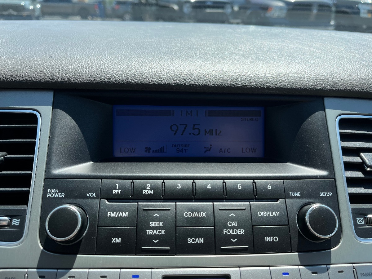 2013 Hyundai Genesis Premium 3.8 5.0 R-Spec photo 13