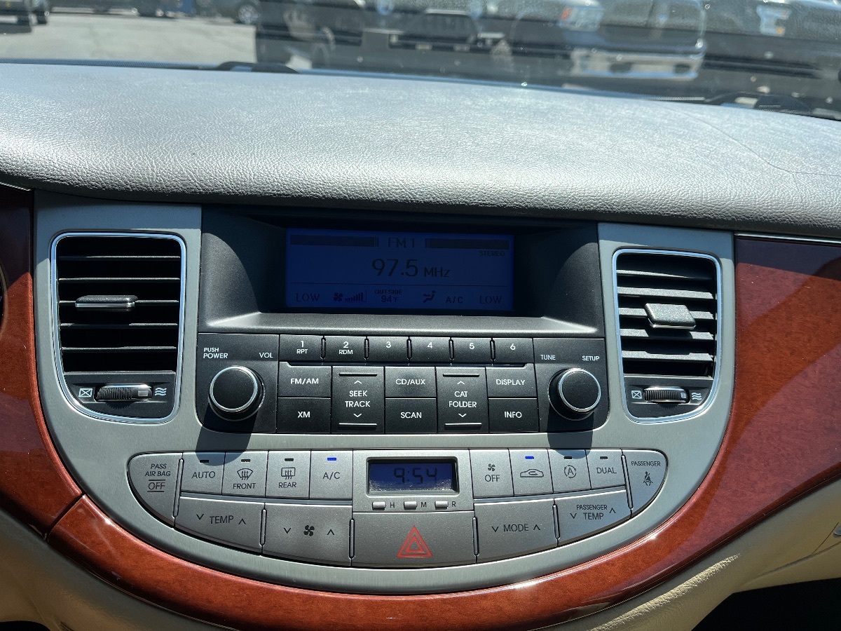 2013 Hyundai Genesis Premium 3.8 5.0 R-Spec photo 14