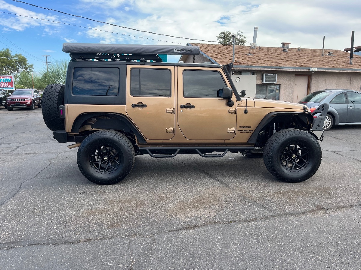 2015 Jeep Wrangler Unlimited Sport photo 3
