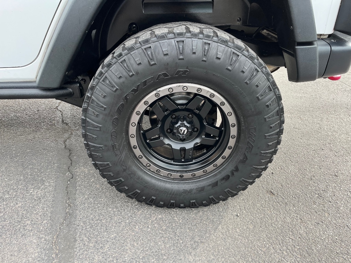 2015 Jeep Wrangler Unlimited Rubicon Hard Rock photo 40