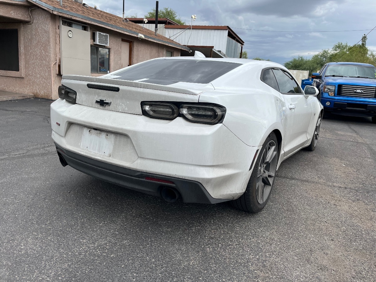 2019 Chevrolet Camaro 1LT RS photo 3
