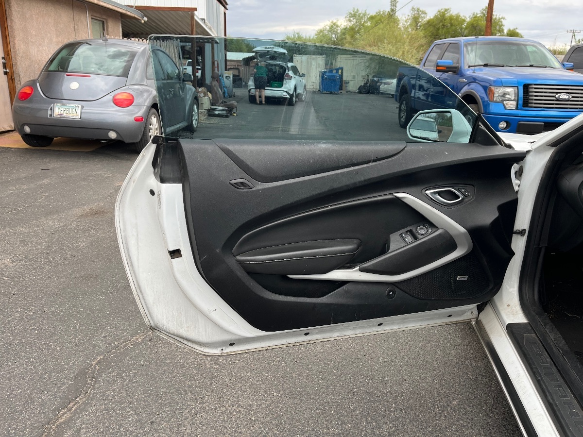 2019 Chevrolet Camaro 1LT RS photo 13