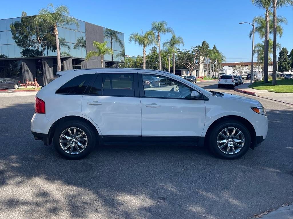 2013 Ford Edge SEL photo 4