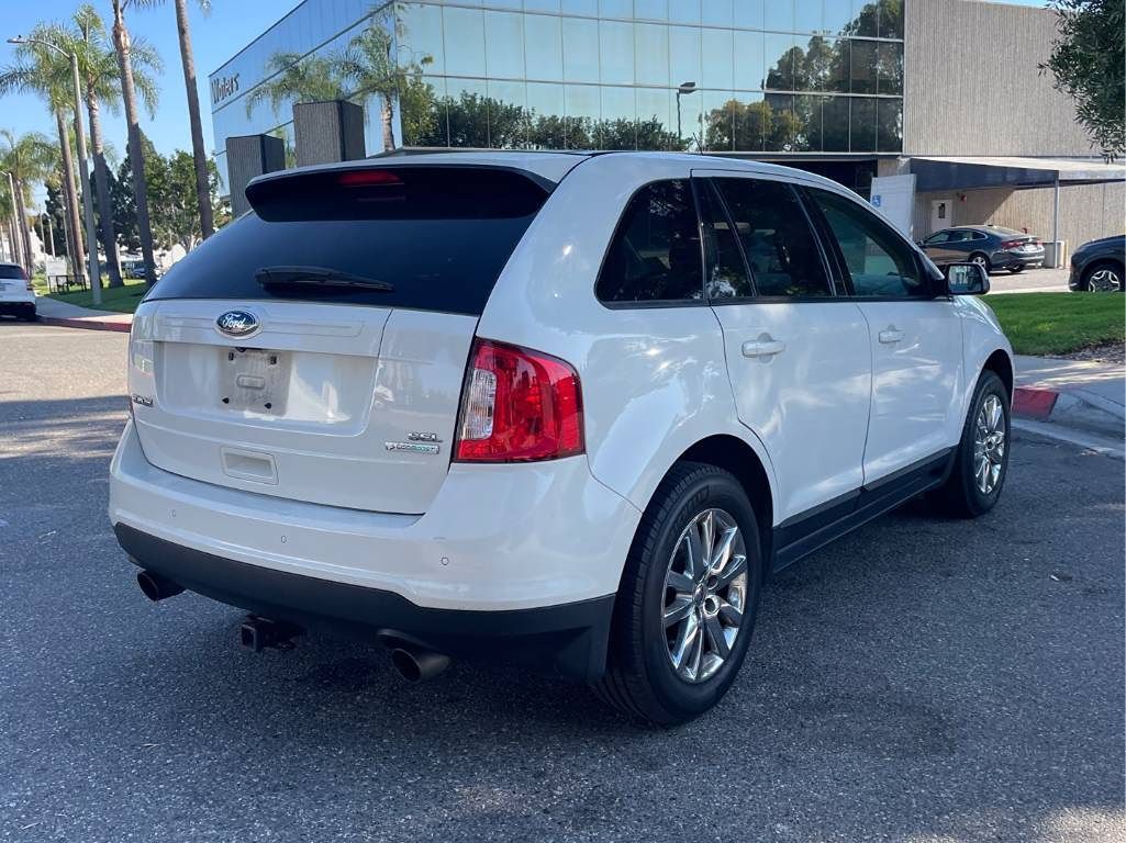 2013 Ford Edge SEL photo 5