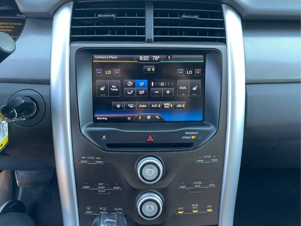 2013 Ford Edge SEL photo 9