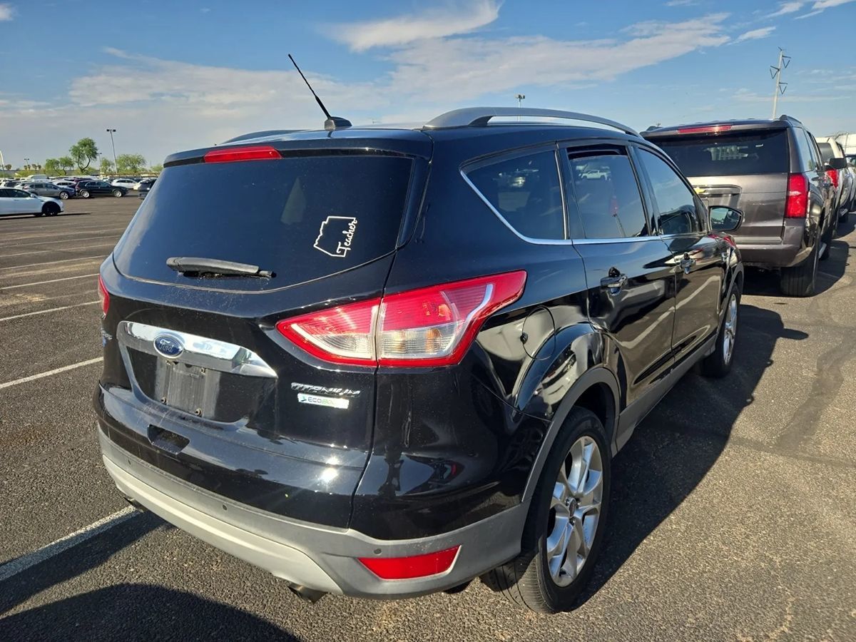 2016 Ford Escape Titanium photo 4