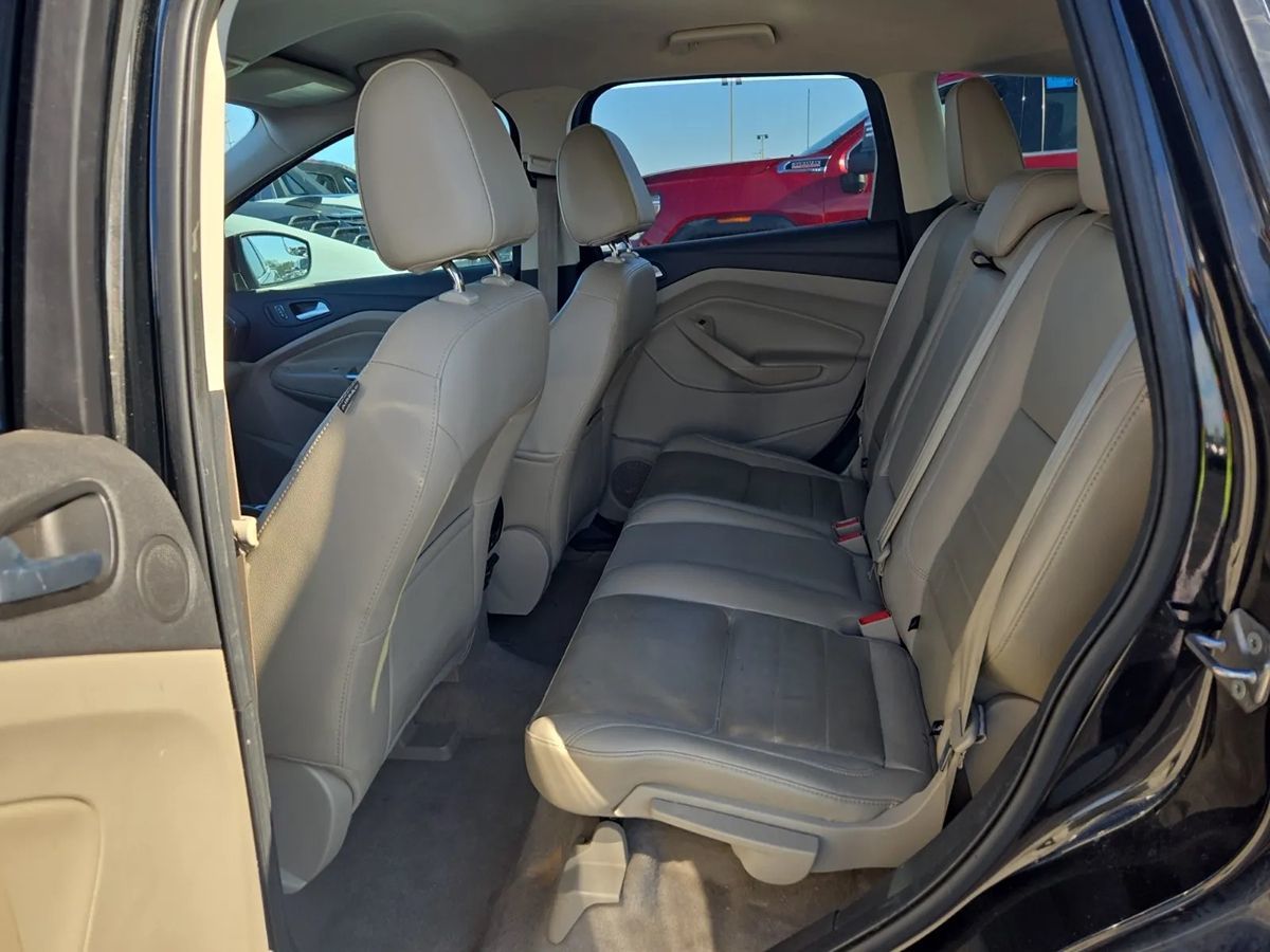 2016 Ford Escape Titanium photo 10