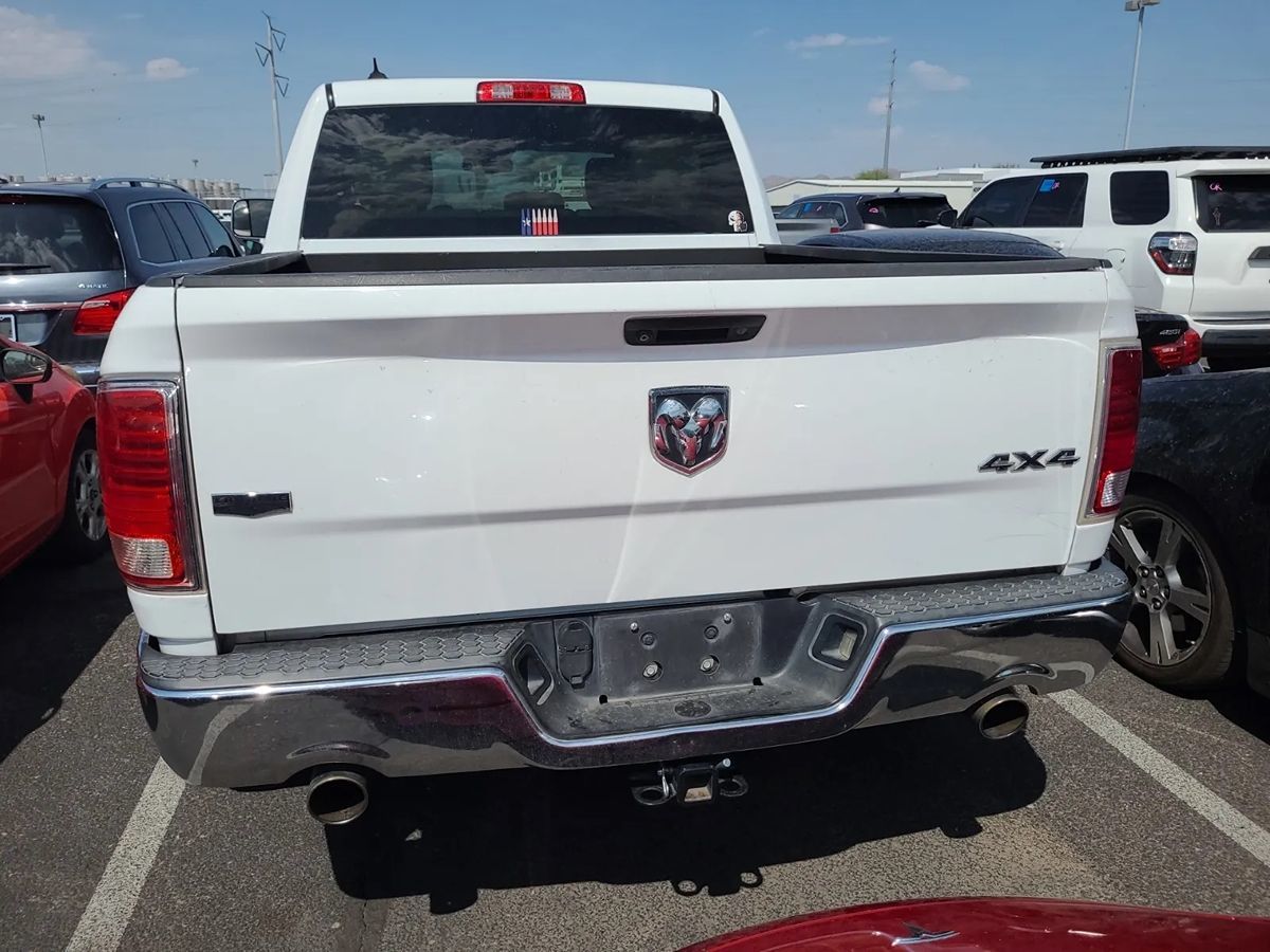 2014 Ram 1500 Laramie photo 3