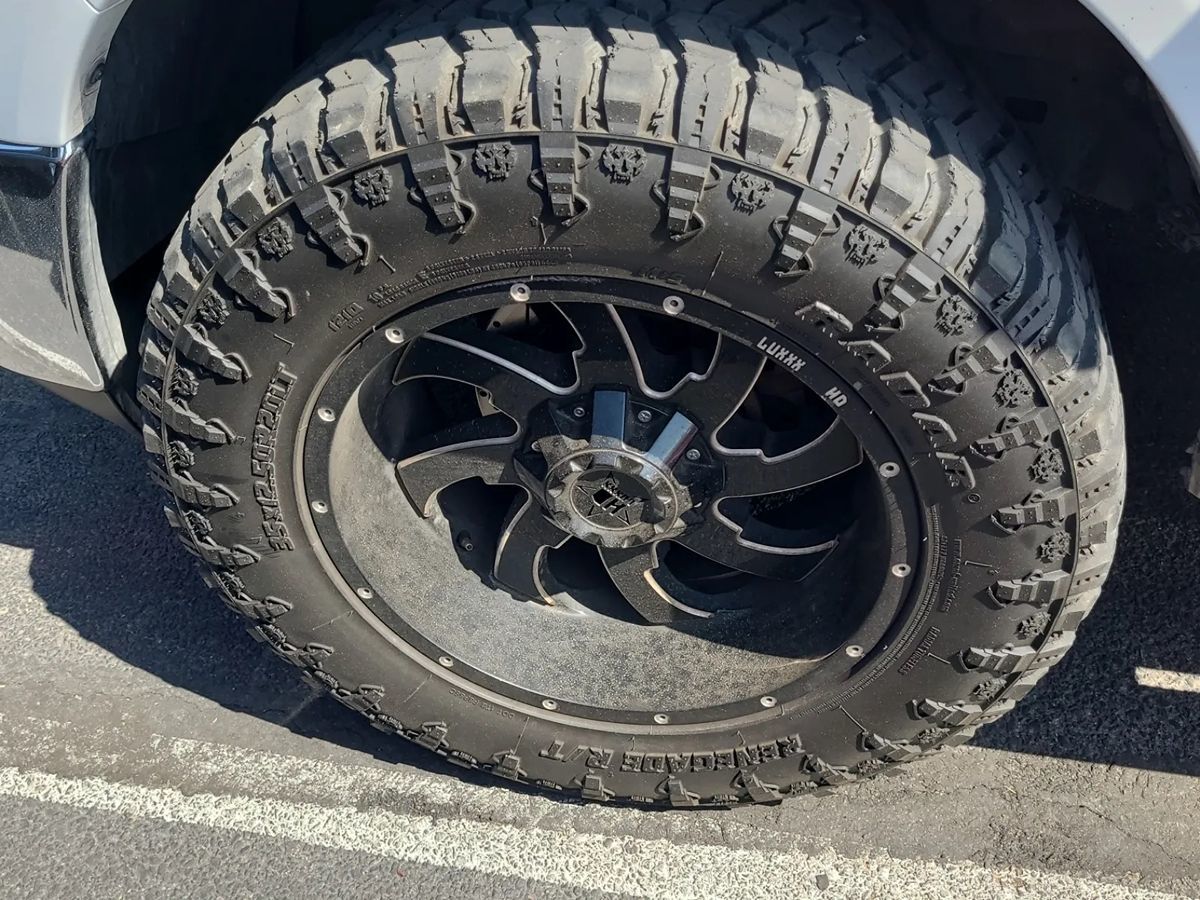 2014 Ram 1500 Laramie photo 11
