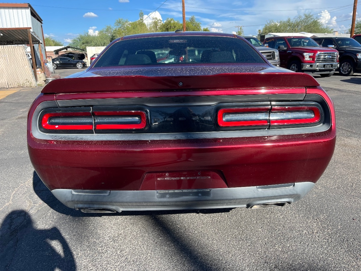 2018 Dodge Challenger R/T photo 4