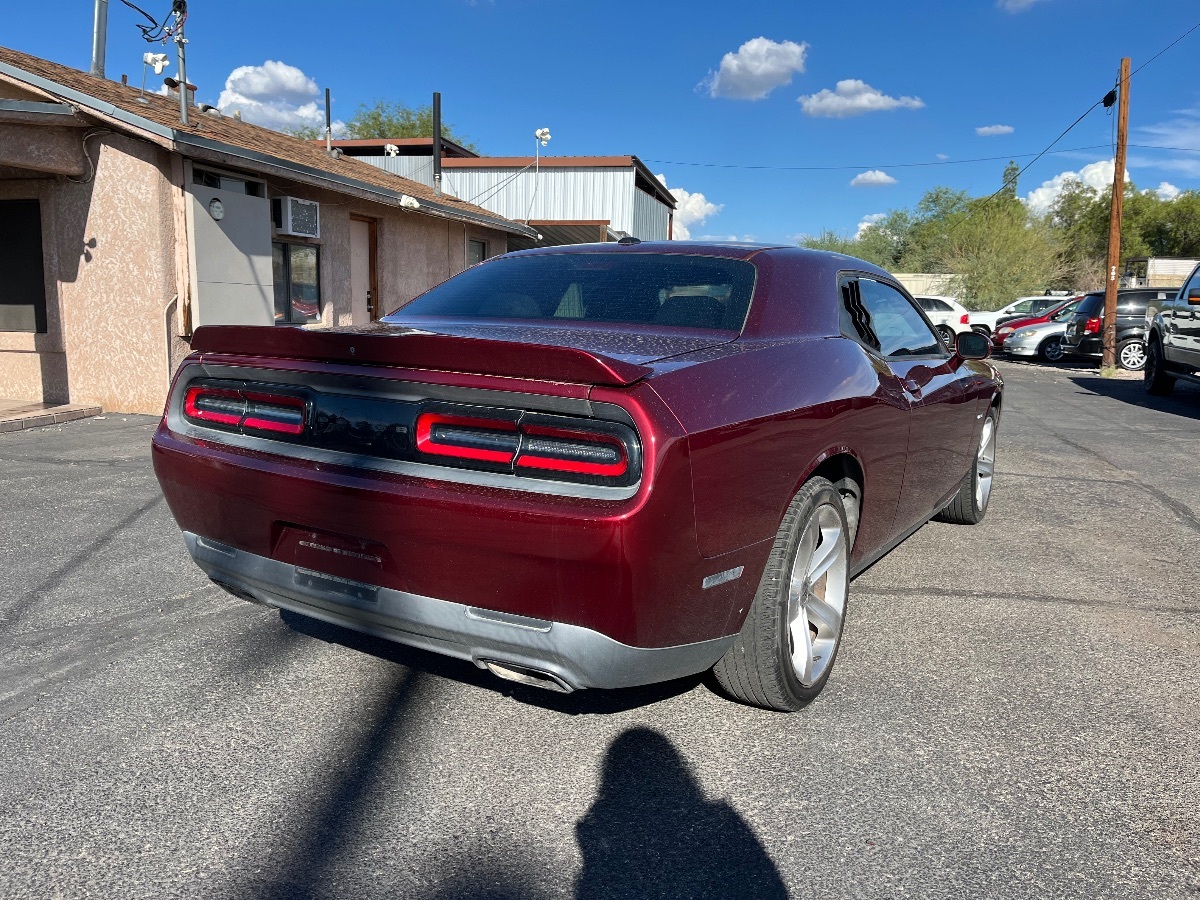2018 Dodge Challenger R/T photo 3