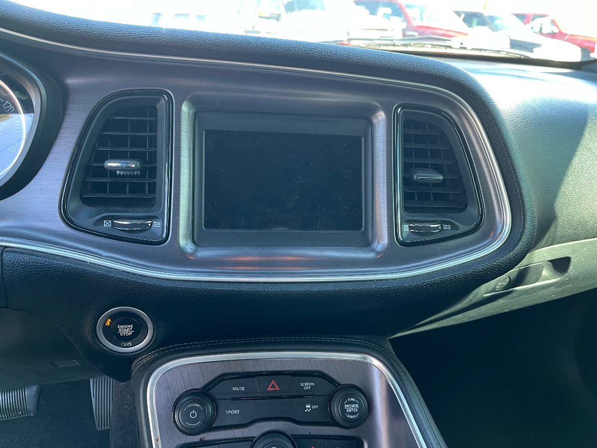 2018 Dodge Challenger R/T photo 9
