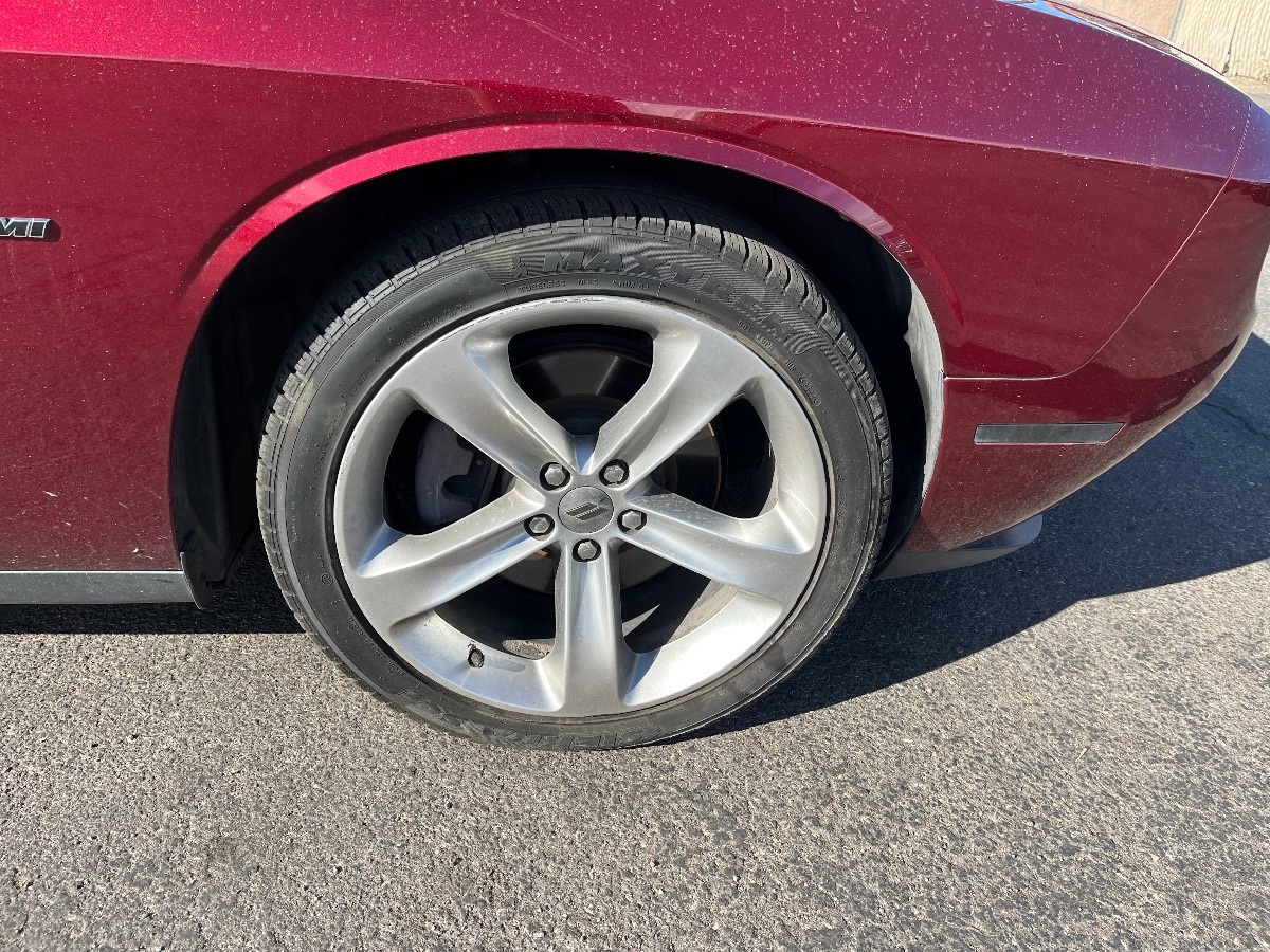 2018 Dodge Challenger R/T photo 17