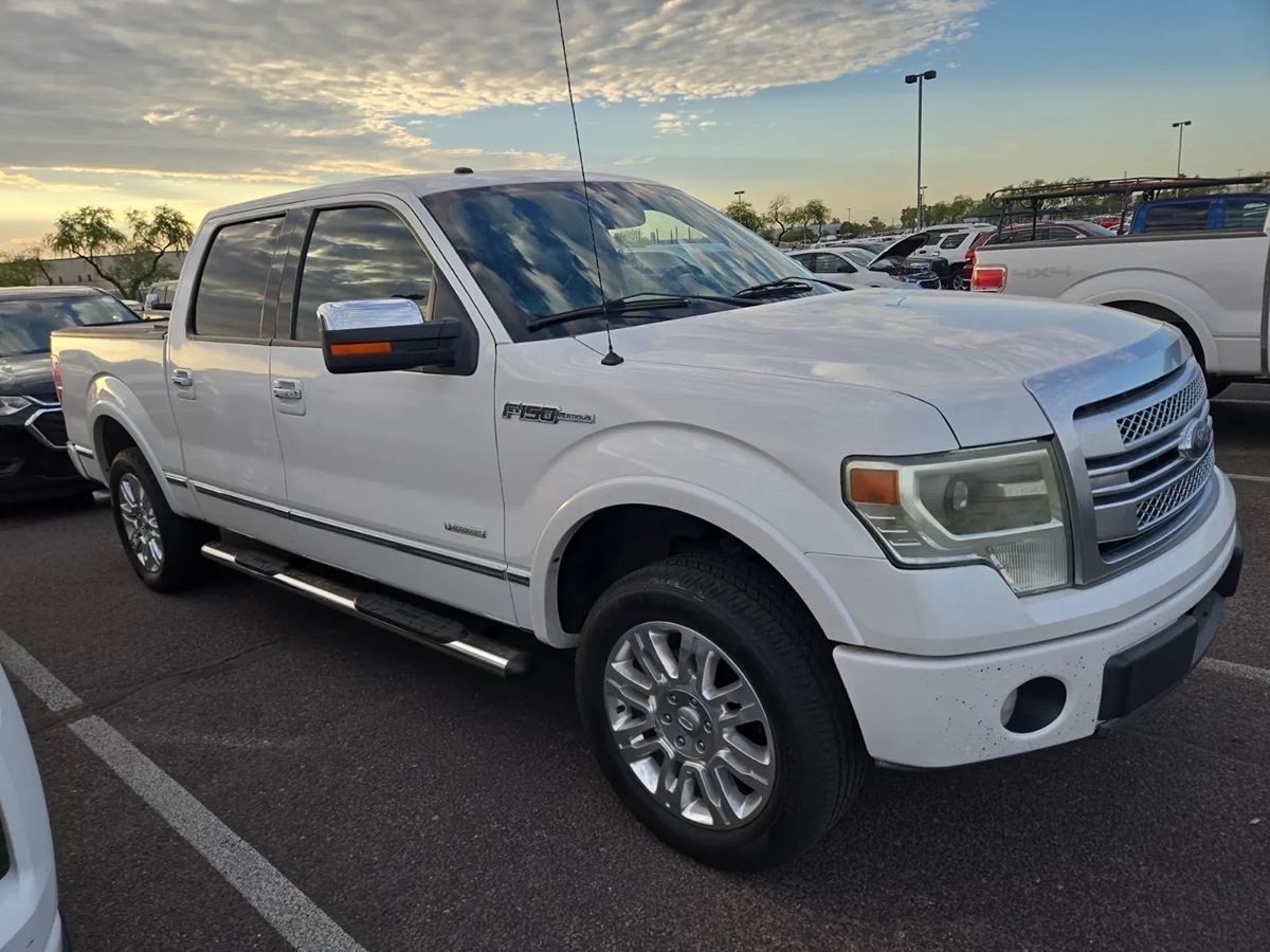 2013 Ford F-150 Platinum photo 5