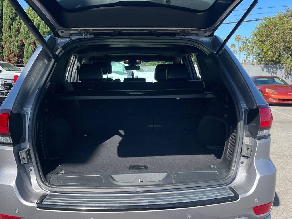 2018 Jeep Grand Cherokee Altitude photo 13