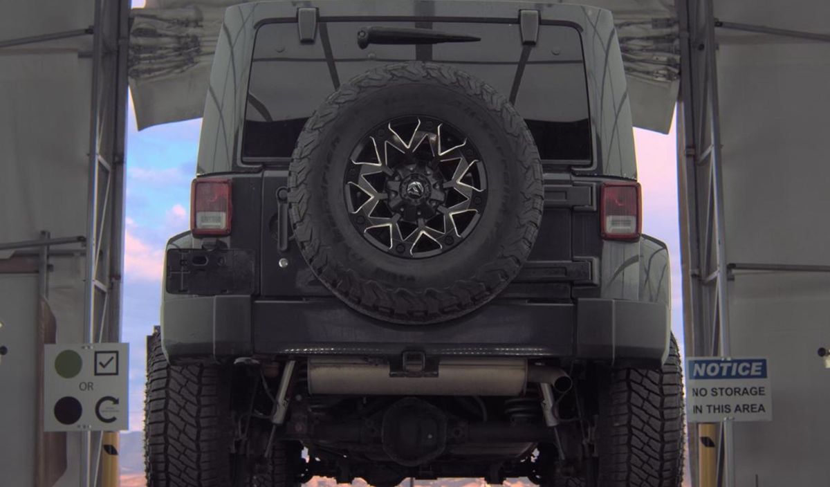 2016 Jeep Wrangler Unlimited Sahara photo 7