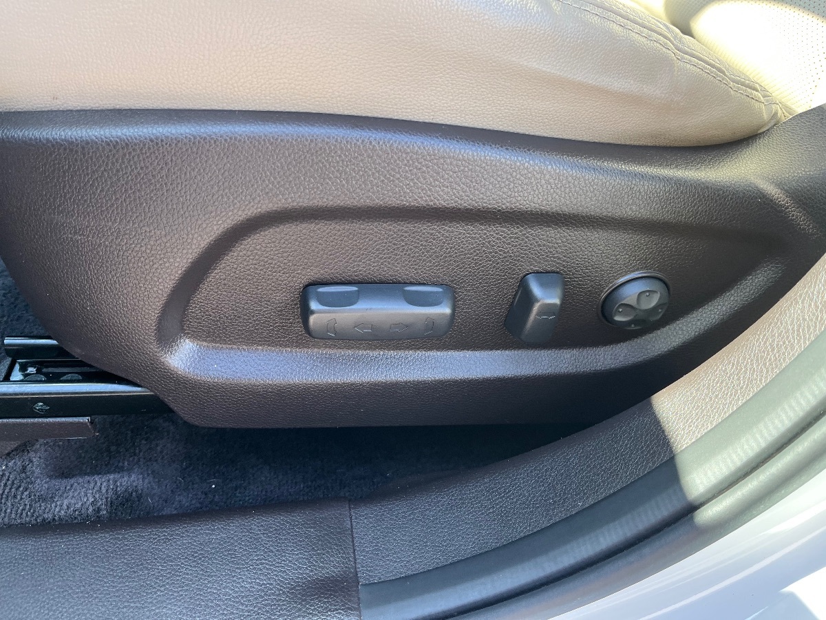 2019 Hyundai Santa Fe XL SE Limited Ultimate photo 26
