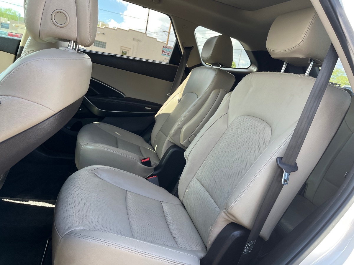 2019 Hyundai Santa Fe XL SE Limited Ultimate photo 29