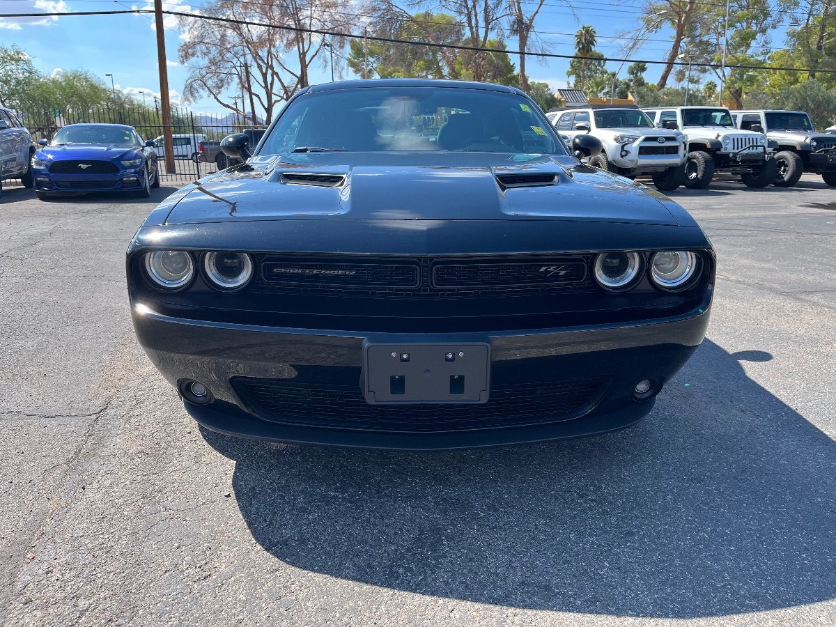 2017 Dodge Challenger R/T photo 11