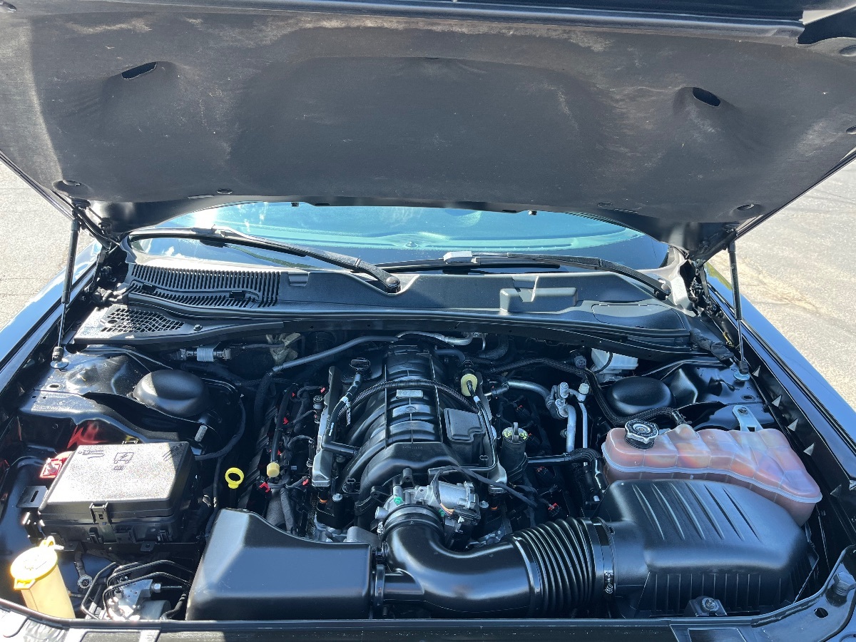 2017 Dodge Challenger R/T photo 31