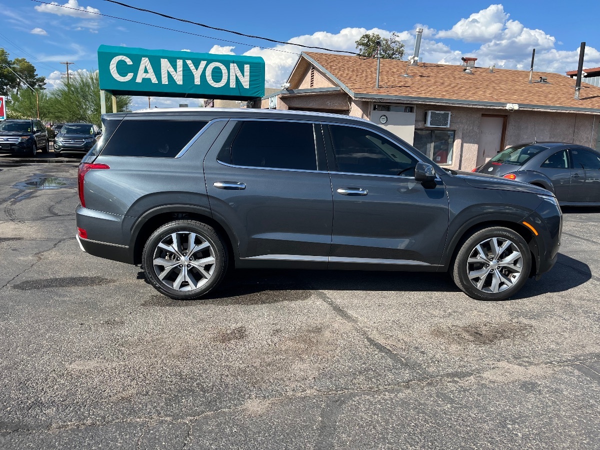 2020 Hyundai Palisade SEL photo 2