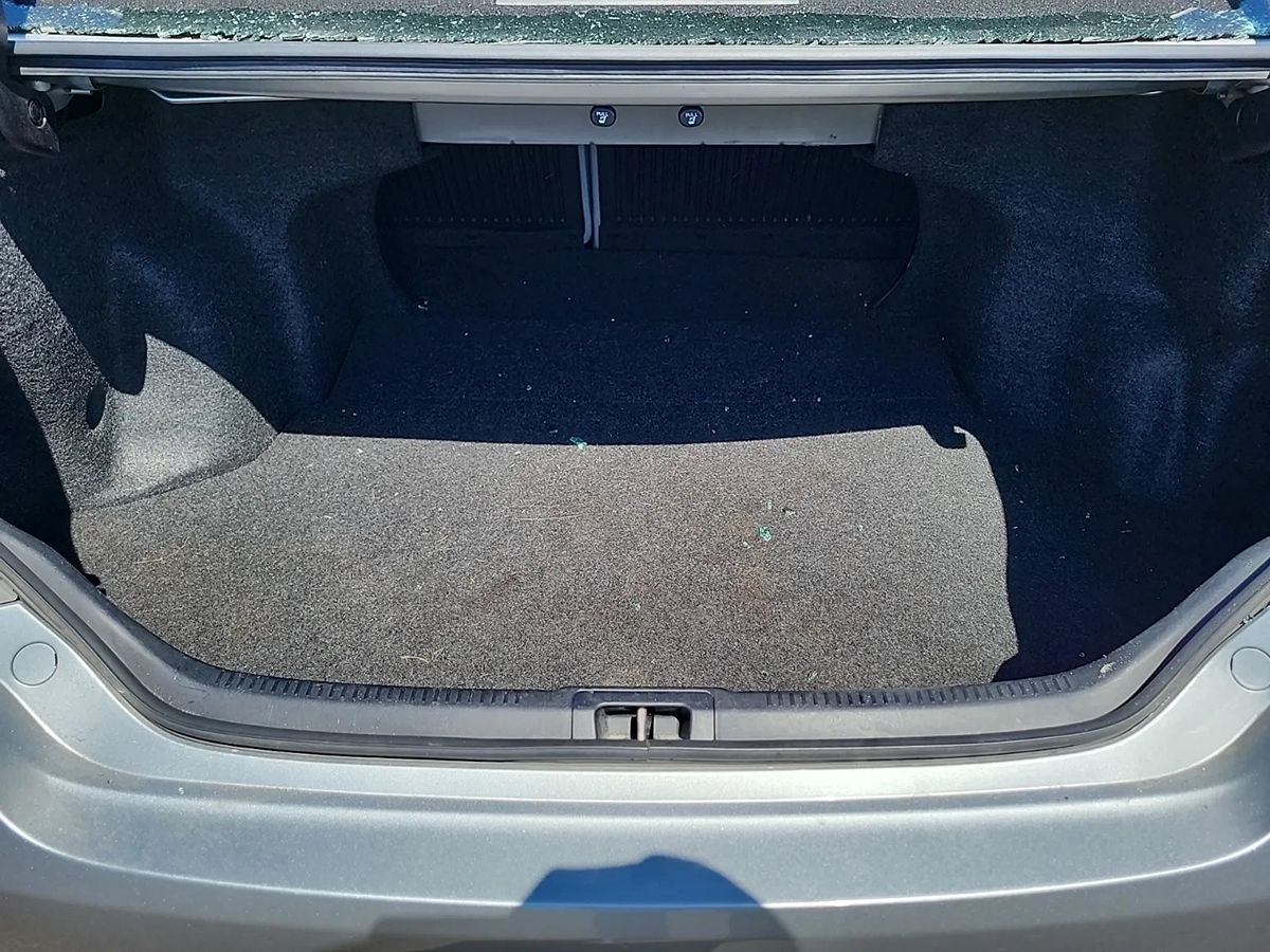 2016 Toyota Camry SE photo 7