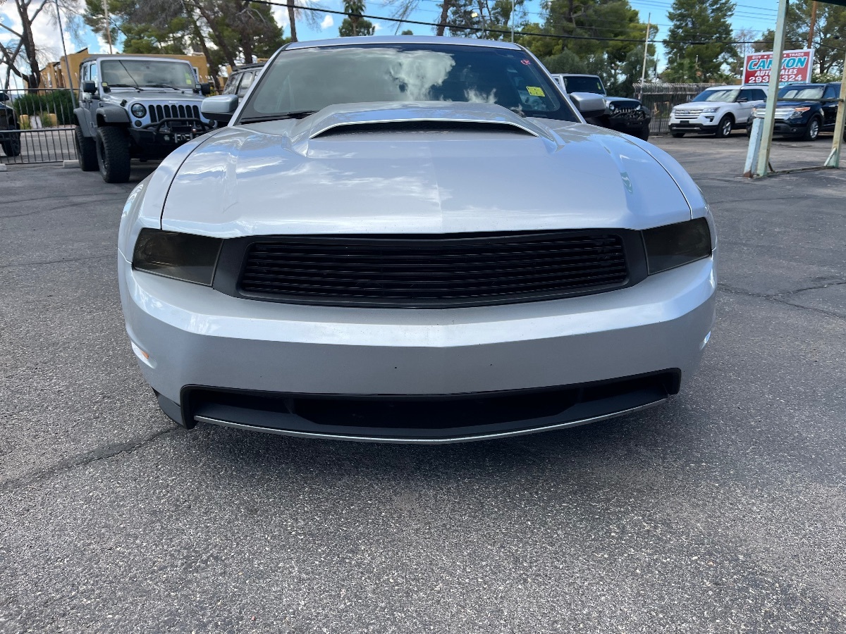 2012 Ford Mustang GT Premium photo 8