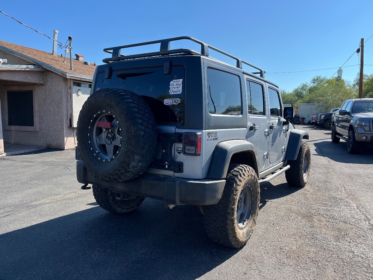 2015 Jeep Wrangler Unlimited Rubicon photo 3