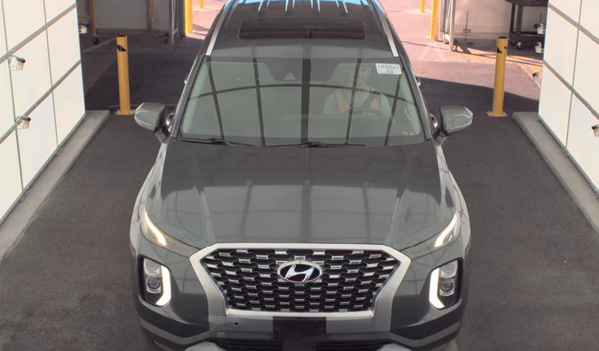 2020 Hyundai Palisade SEL photo 2