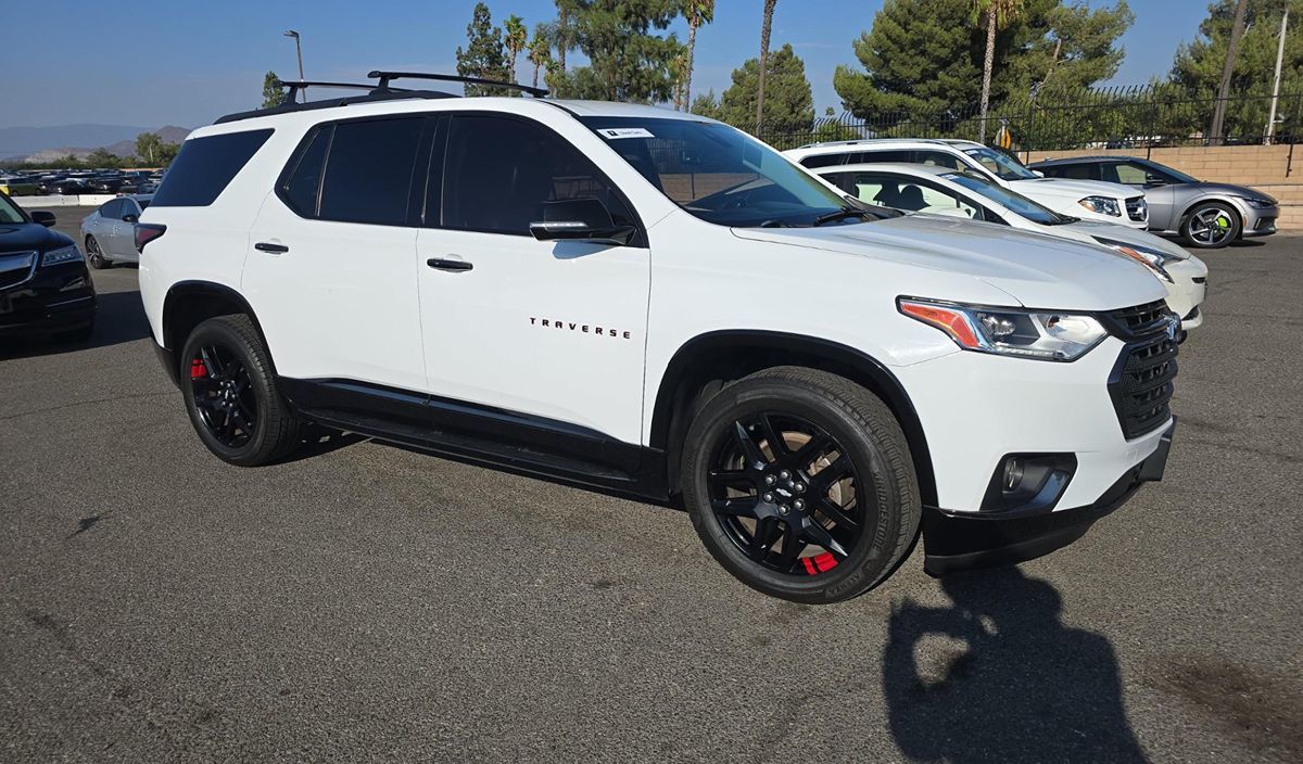 2018 Chevrolet Traverse Premier photo 3
