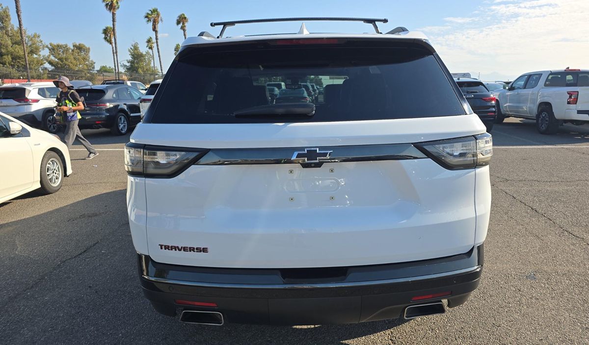2018 Chevrolet Traverse Premier photo 5