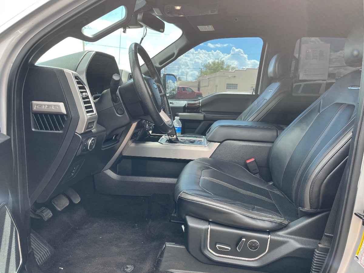 2016 Ford F-150 Platinum FX4 photo 11