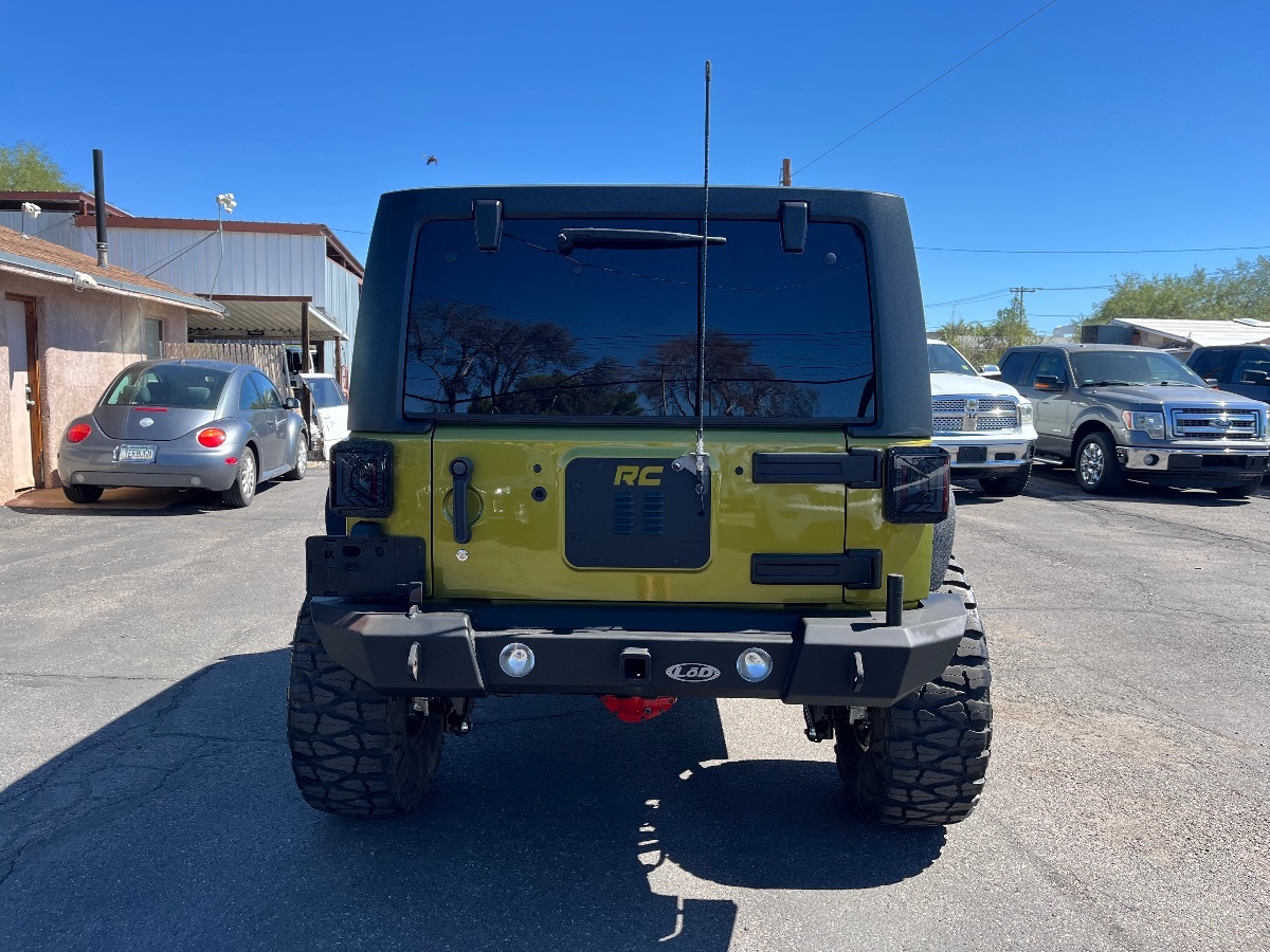 2010 Jeep Wrangler Unlimited Rubicon photo 6