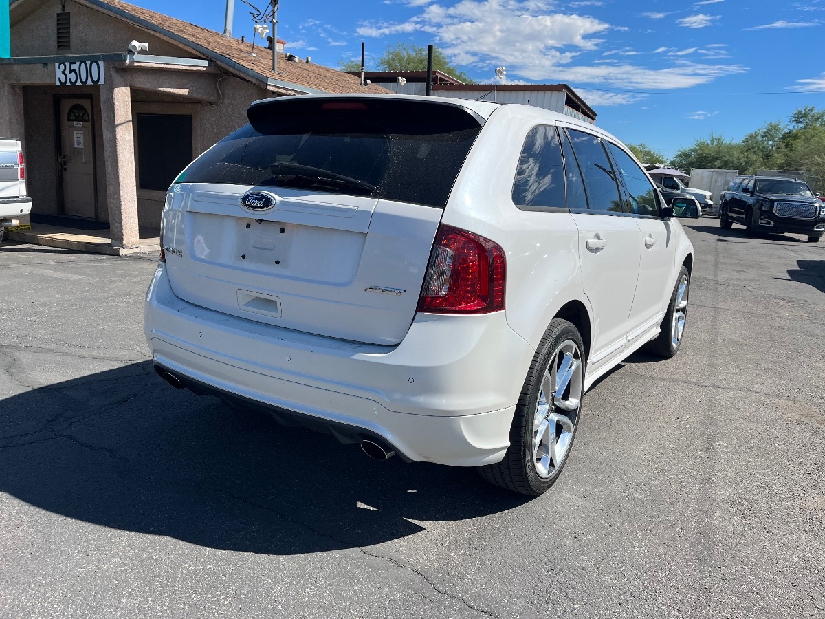 2013 Ford Edge Sport photo 2