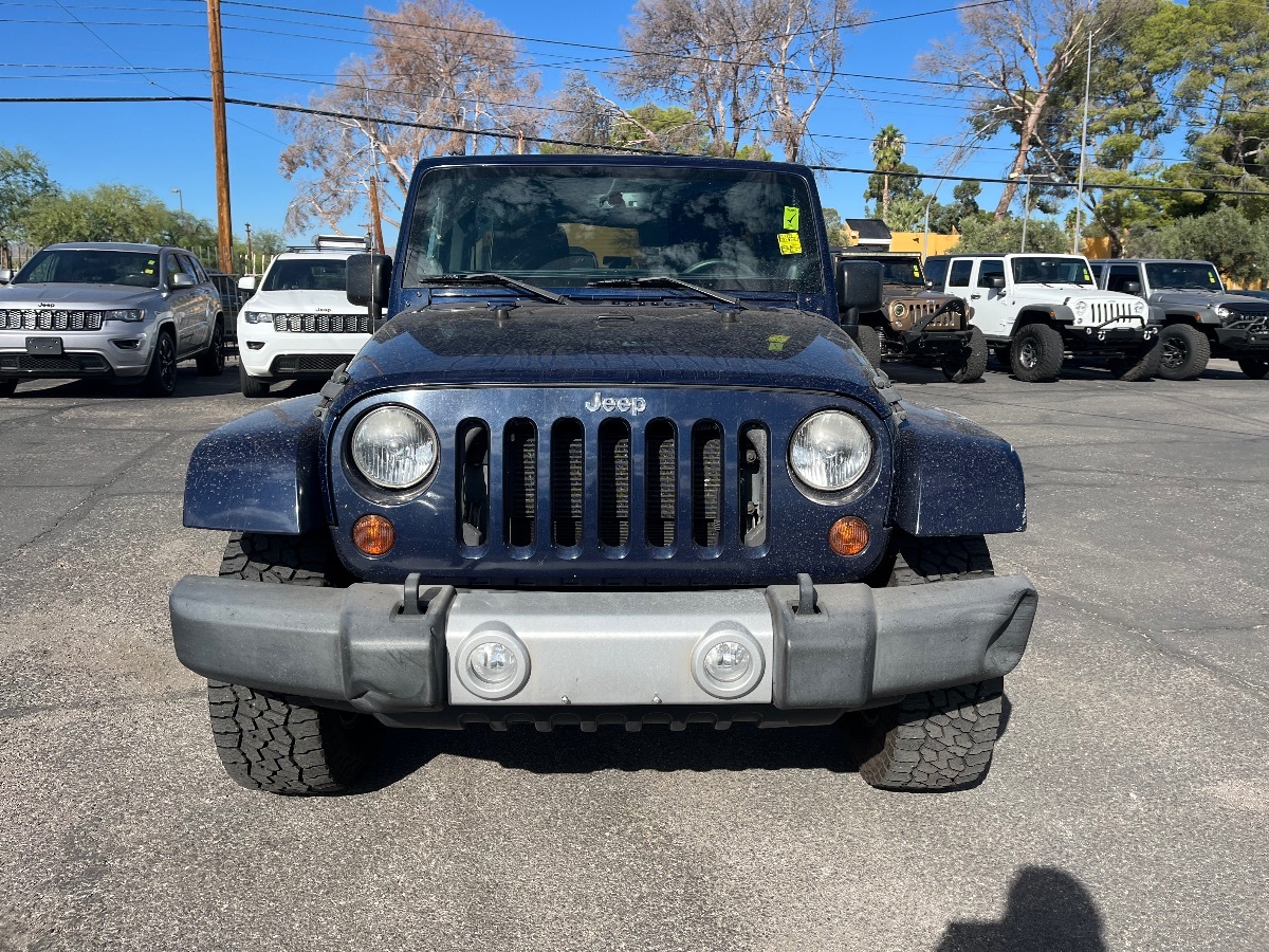 2013 Jeep Wrangler Unlimited Sahara photo 8