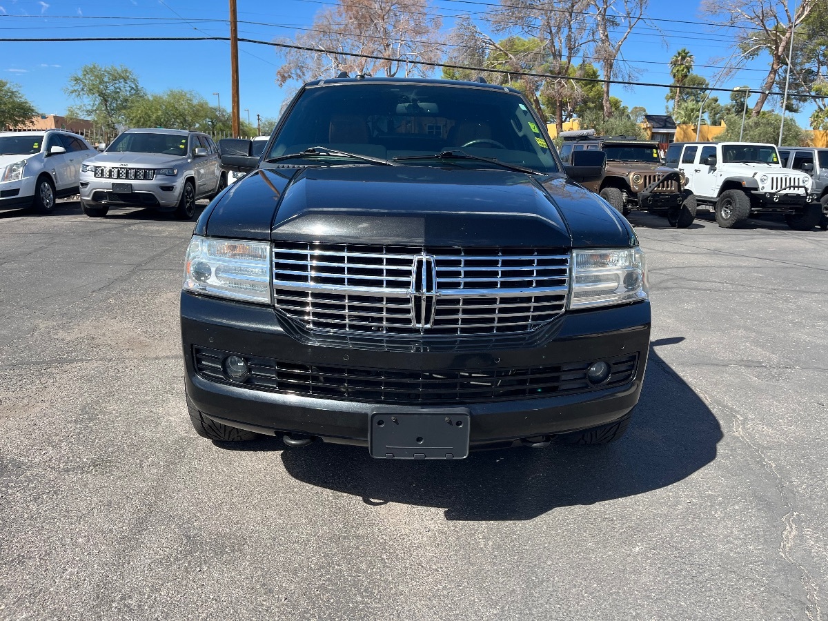2011 Lincoln Navigator photo 11